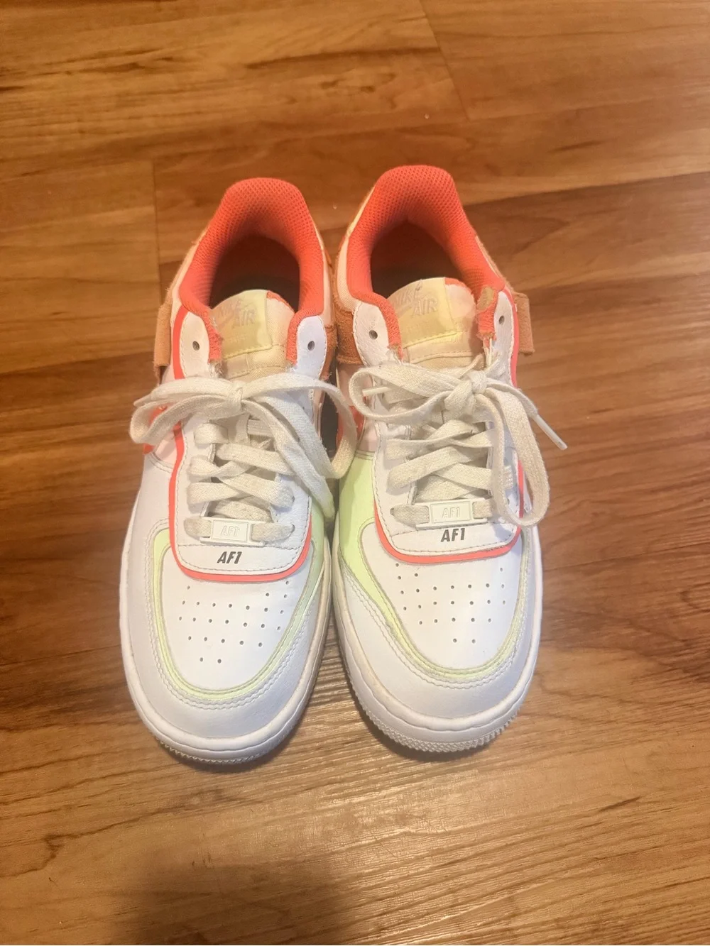 Kids AF1 Low-Top Sneakers in White with Neon Accents